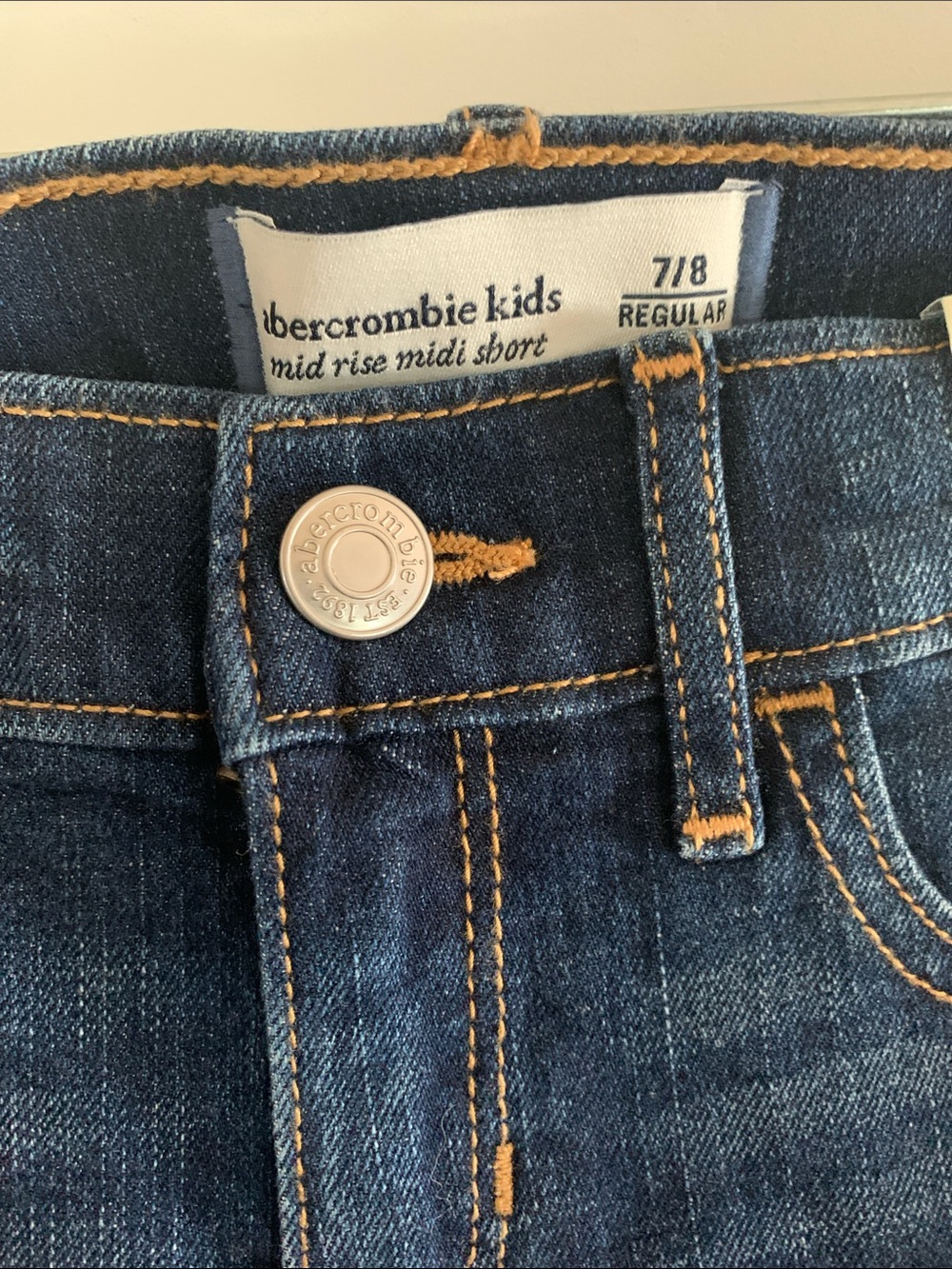 NWT abercrombie kids dark indigo distressed denim shorts - Picture 2 of 4
